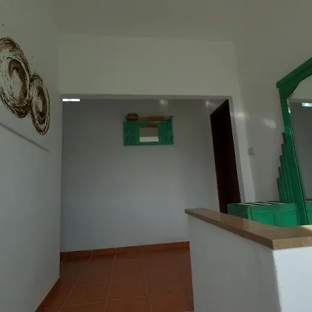 Appartement Algarve, Renovated T1 In S Bras De Alportel *