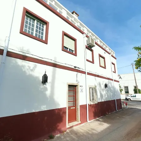 Апартаменты Algarve, Renovated T1 In S Bras De Alportel Сан-Браш-ди-Алпортел